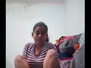 Indian school girl sonia mishra showing pussy making video whatsapp leaked