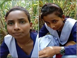 Exclusive Cute View of Bihari Girl Outdoors With Lover With Sound
