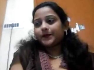Tamil sex video seductive Indian blue film of desi aunty Lalitha